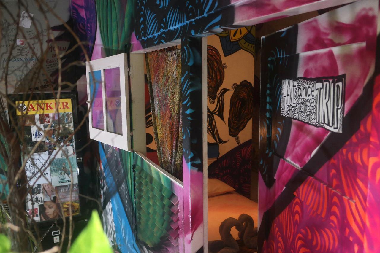 Abrakadabra! Artbnb Yogyakarta Exterior foto