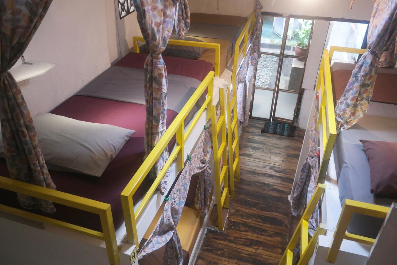 Abrakadabra! Artbnb Yogyakarta Exterior foto