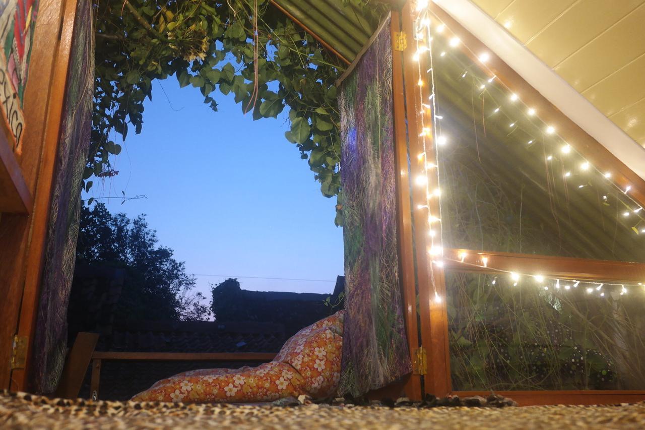 Abrakadabra! Artbnb Yogyakarta Exterior foto