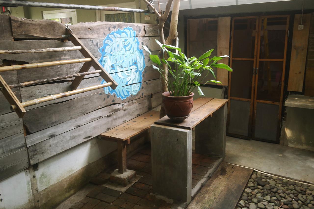Abrakadabra! Artbnb Yogyakarta Exterior foto